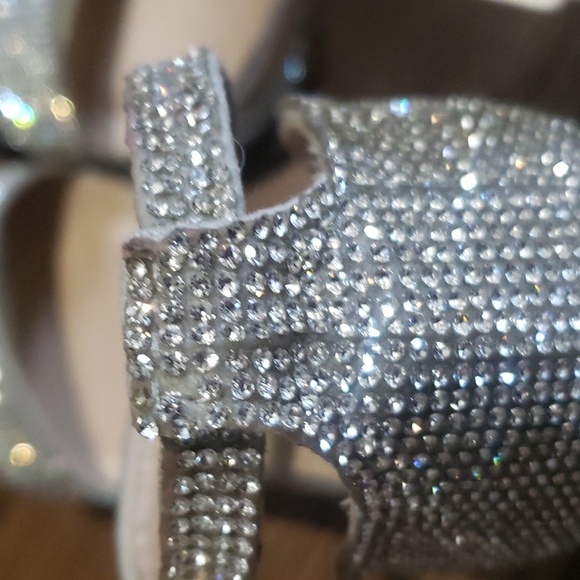 Steve Madden Silver Diamond Platform Heels - Picture 11 of 15